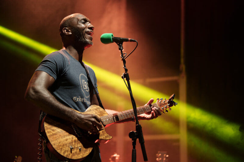 Cedric Burnside 13